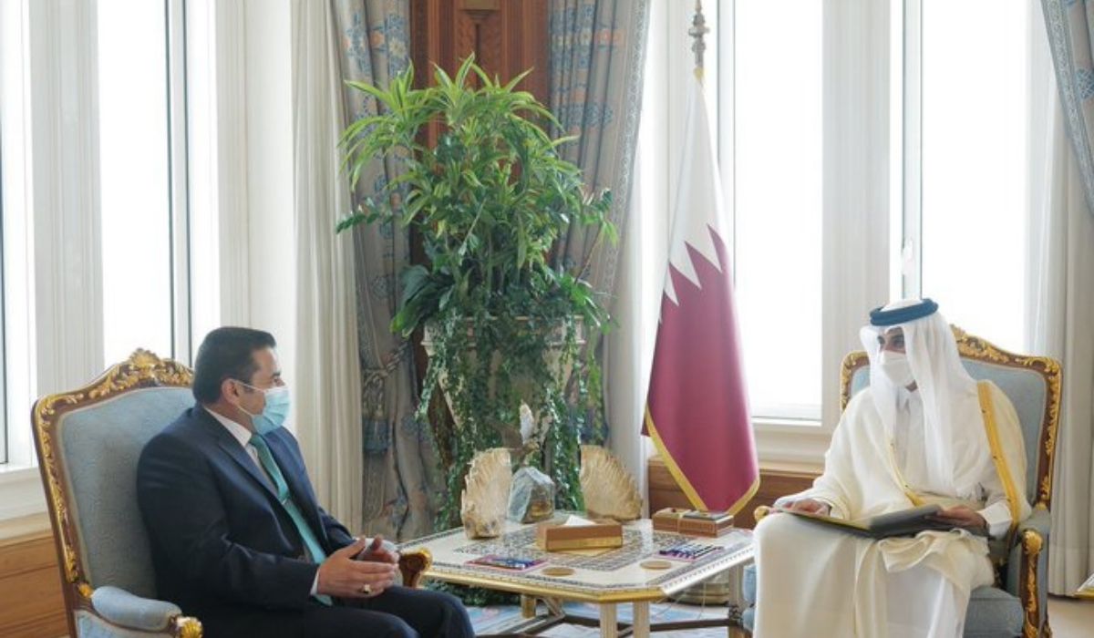 HH the Amir receives written message from PM of Iraq